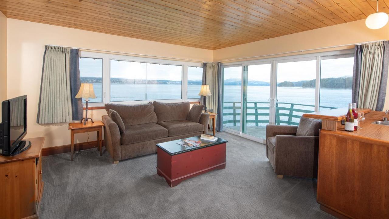 Resort April Point 3*